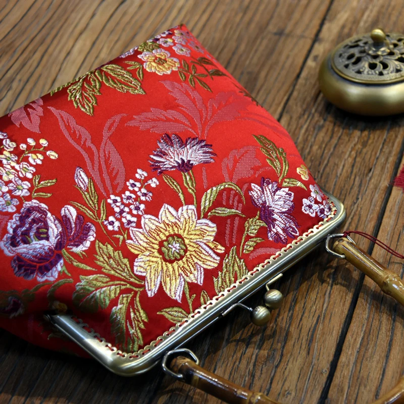Classic Red Flowers Lock Bags Mother Gift Bag Chain Bags Women's Handbags Fringe Tassel Vintage Women Shoulder Crossbody Bag - Image 3
